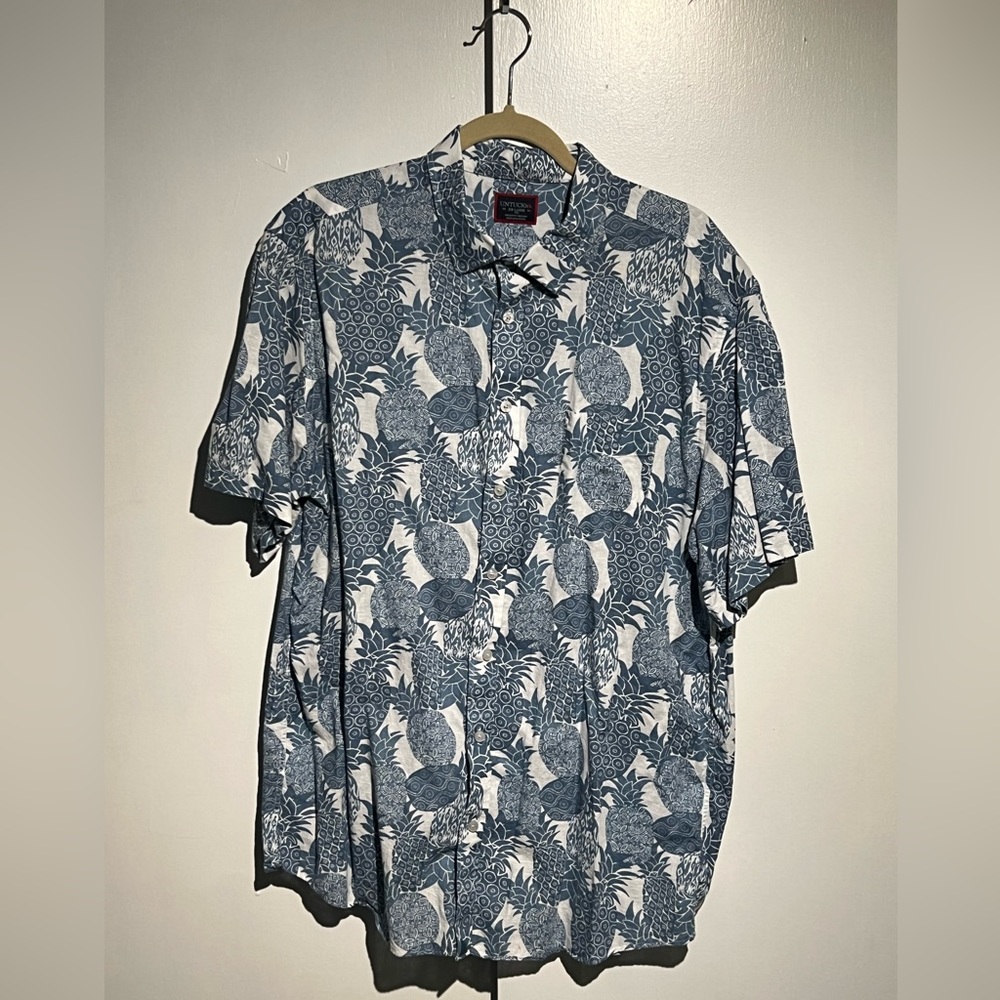 UNTUCKit Hawaiian Shirt